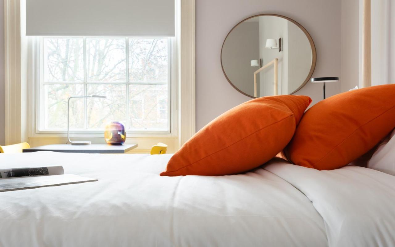 The Holland Park Escape - Modern & 2bdr Flat Apartment London